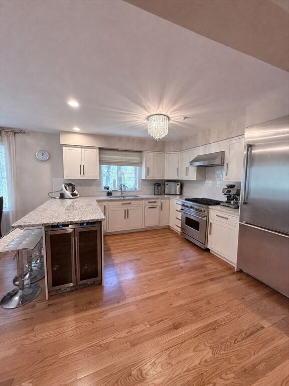 Property Photo:  1 Edgemoor Circle 1  MA 02482 