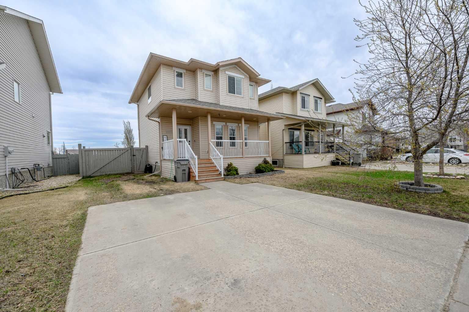 Property Photo:  11327 Pinnacle Drive  AB T8W 0E4 