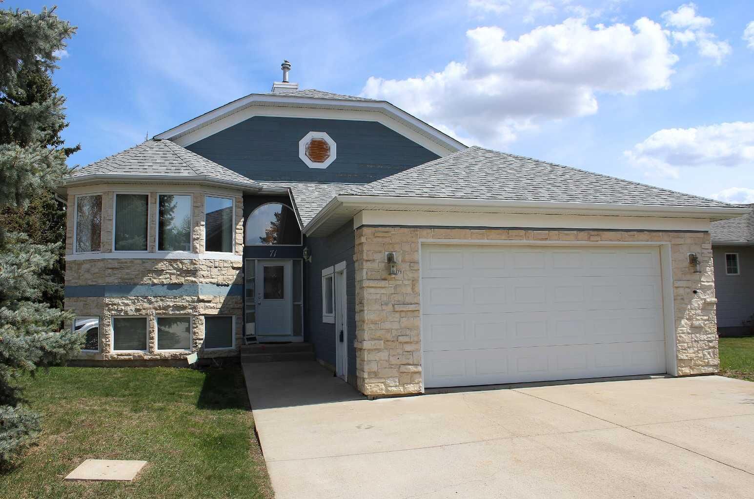 Property Photo: 71 Park Place W AB T1R 1G6