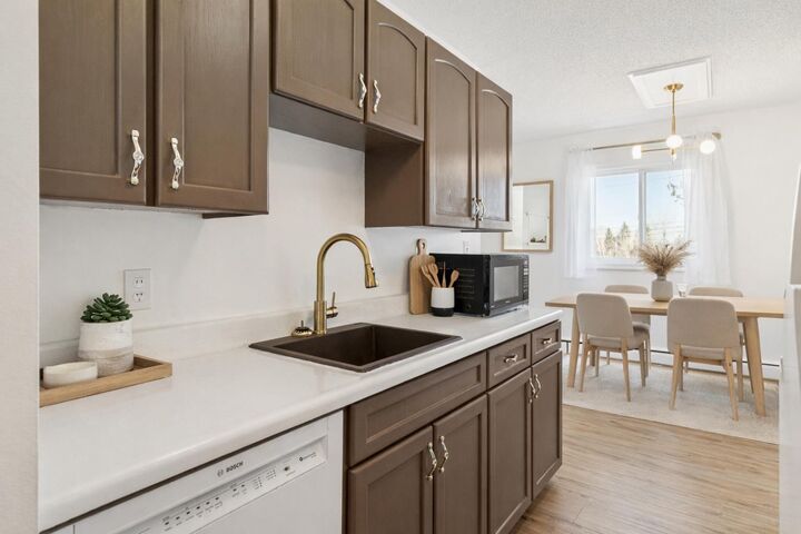 Property Photo:  366 94 Avenue SE 54  AB T2J 5P1 