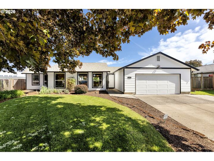 Property Photo:  1217 SE 147th Ave  WA 98683 