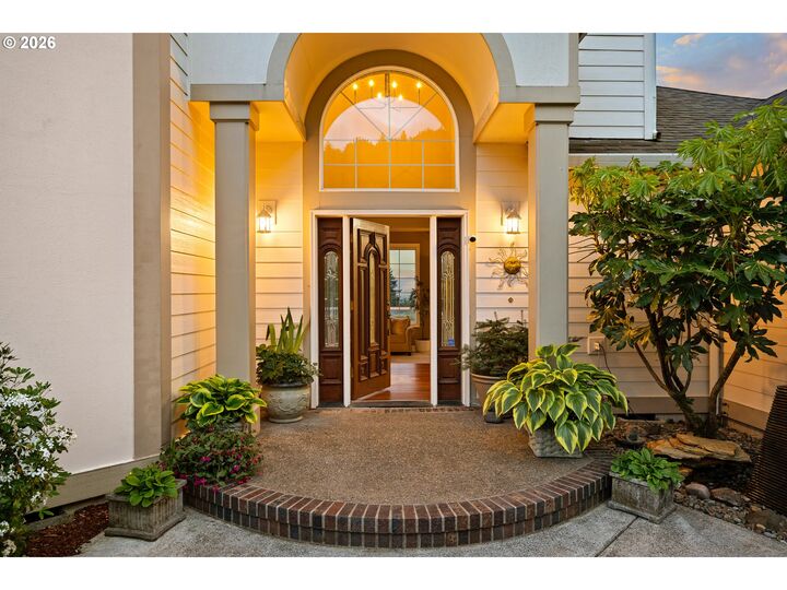 Property Photo:  124 Pompano Rd  WA 98674 