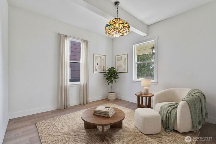 Property Photo:  1016 N Pearl Street  WA 98531 