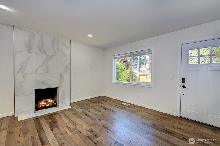 Property Photo: 3806 35th Avenue W Unit 1 WA 98199
