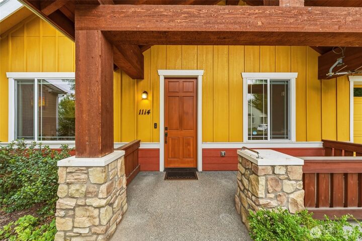 Property Photo:  1114 SE Creekside Drive  WA 99324 