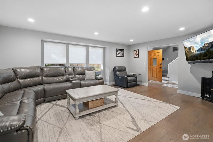 Property Photo:  2509  Manorwood Drive  WA 98374 