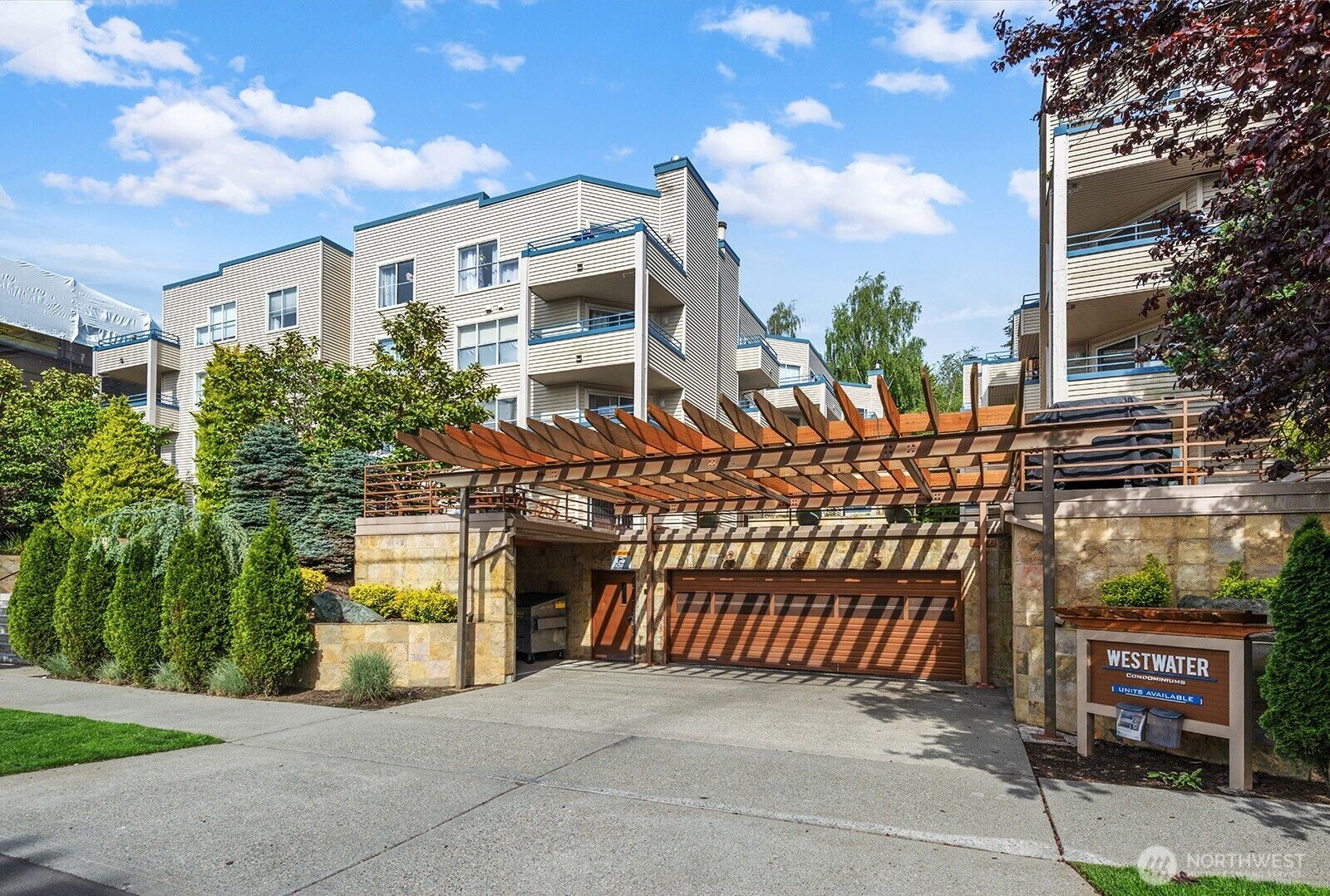 Property Photo:  6960  California Avenue SW A304  WA 98136 
