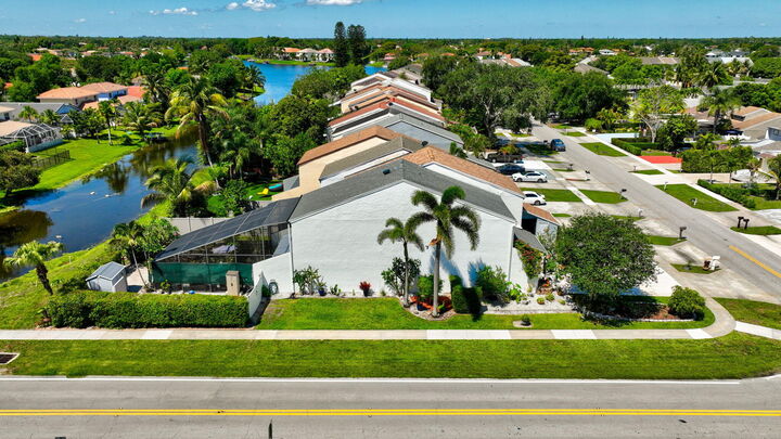 Property Photo: 12324 Westhampton Circle FL 33414