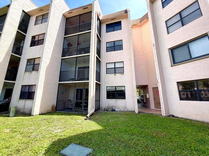 Property Photo: 2793 NW 104th Avenue 106 FL 33322