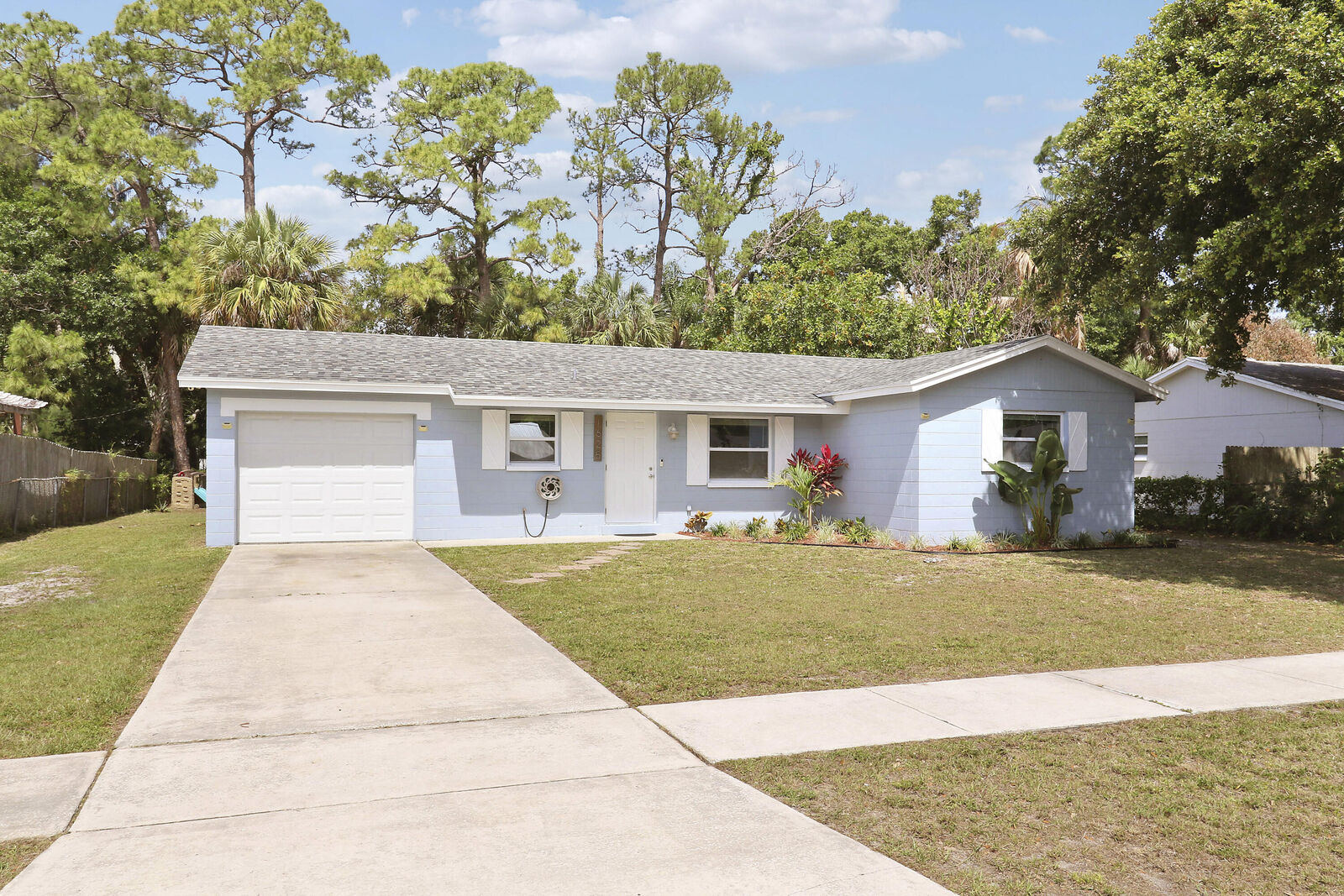 Property Photo:  1625 40th Avenue  FL 32960 