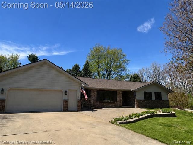Property Photo:  593 Deanna Drive  MI 48446 