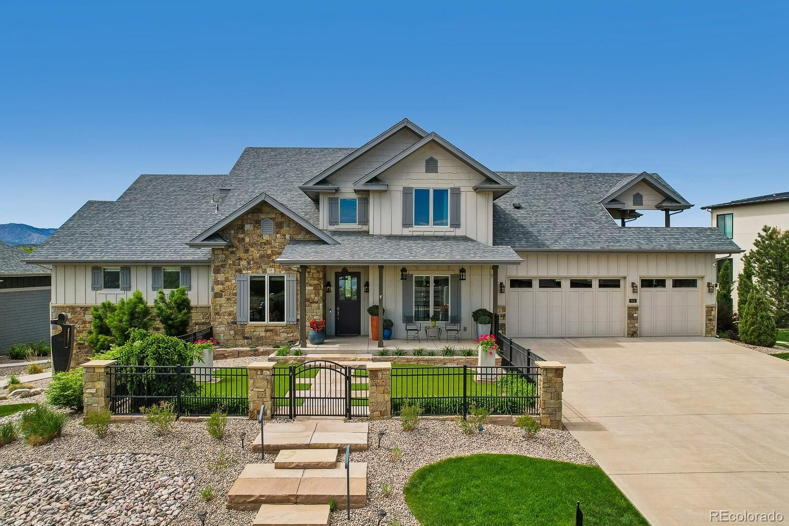 Property Photo: 512 Deer Meadow Drive CO 80537