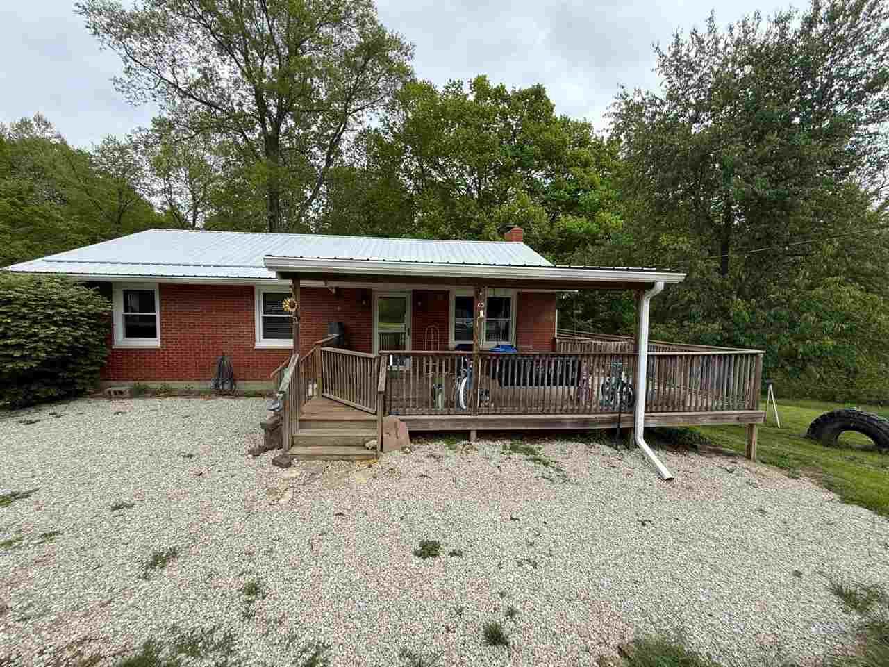 Property Photo:  4994 S County Road 375 West  IN 47331 