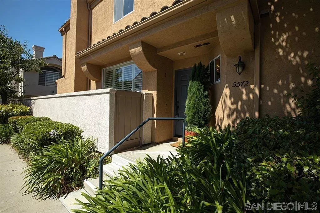 Property Photo:  5572 Renaissance Ave. 3  CA 92122 