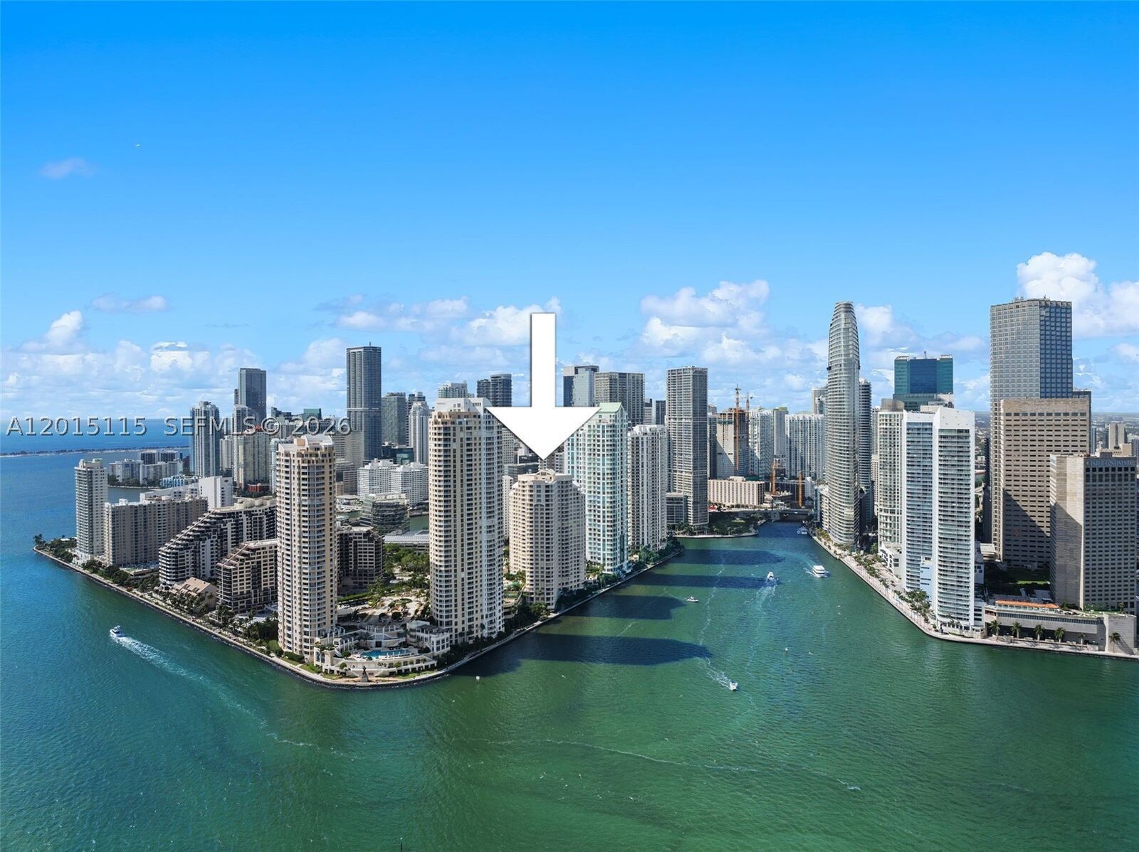 Property Photo:  888 Brickell Key Dr 609  FL 33131 