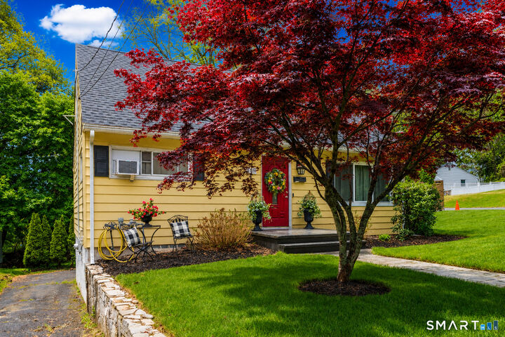 Property Photo:  159 Arden Road  CT 06708 