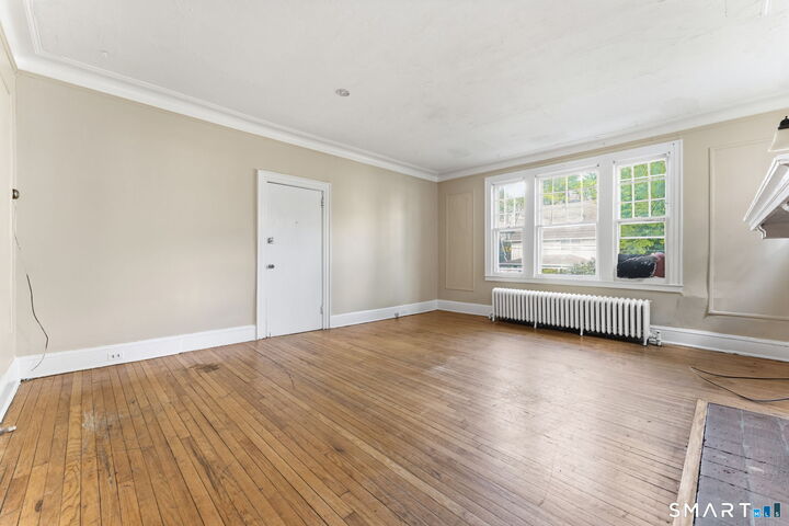 Property Photo:  187 Whitney Street A1  CT 06105 