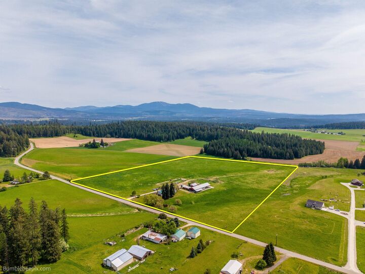 Property Photo:  4482 E Allen Rd  WA 99009 