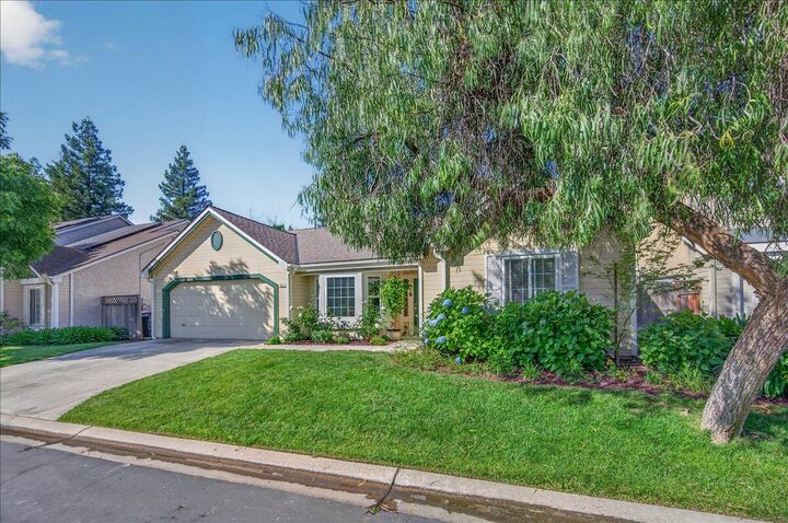 Property Photo:  10771 N Windham Bay Circle  CA 93730 