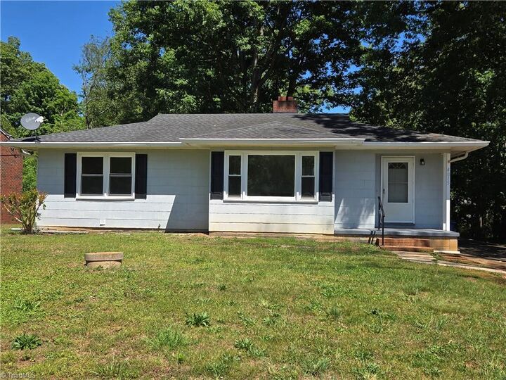 Property Photo:  4015 Dalton Street  NC 27105 