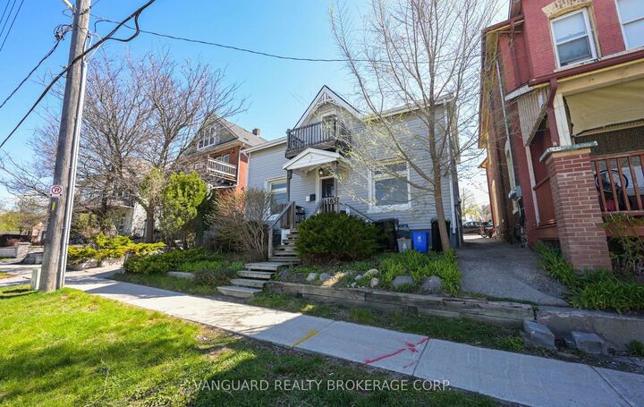 Property Photo:  103 Mulcaster Street  ON L4M 3M7 