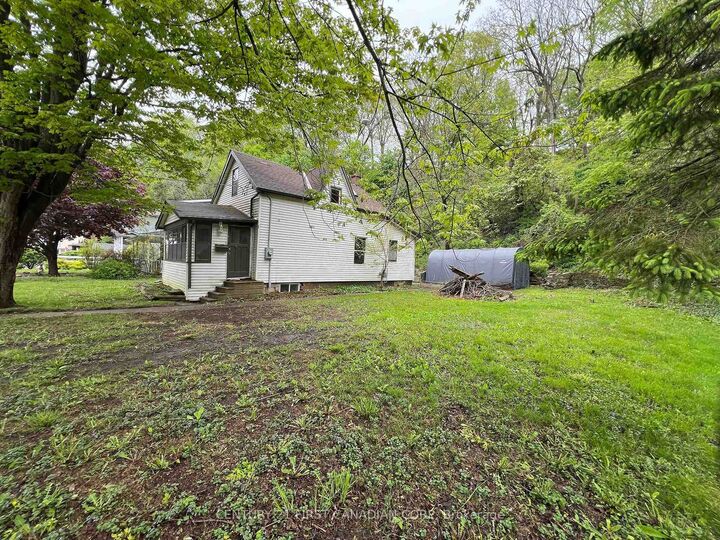 Property Photo:  205 Orchard Street  ON N5L 1C4 