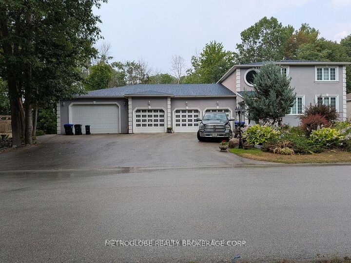 56 Idlewood Drive S — photo 1