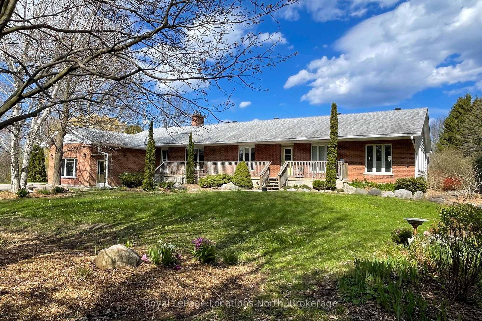 Property Photo: 355 Union Street ON N4L 1W7