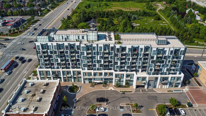 509 Dundas Street W 701 — photo 1
