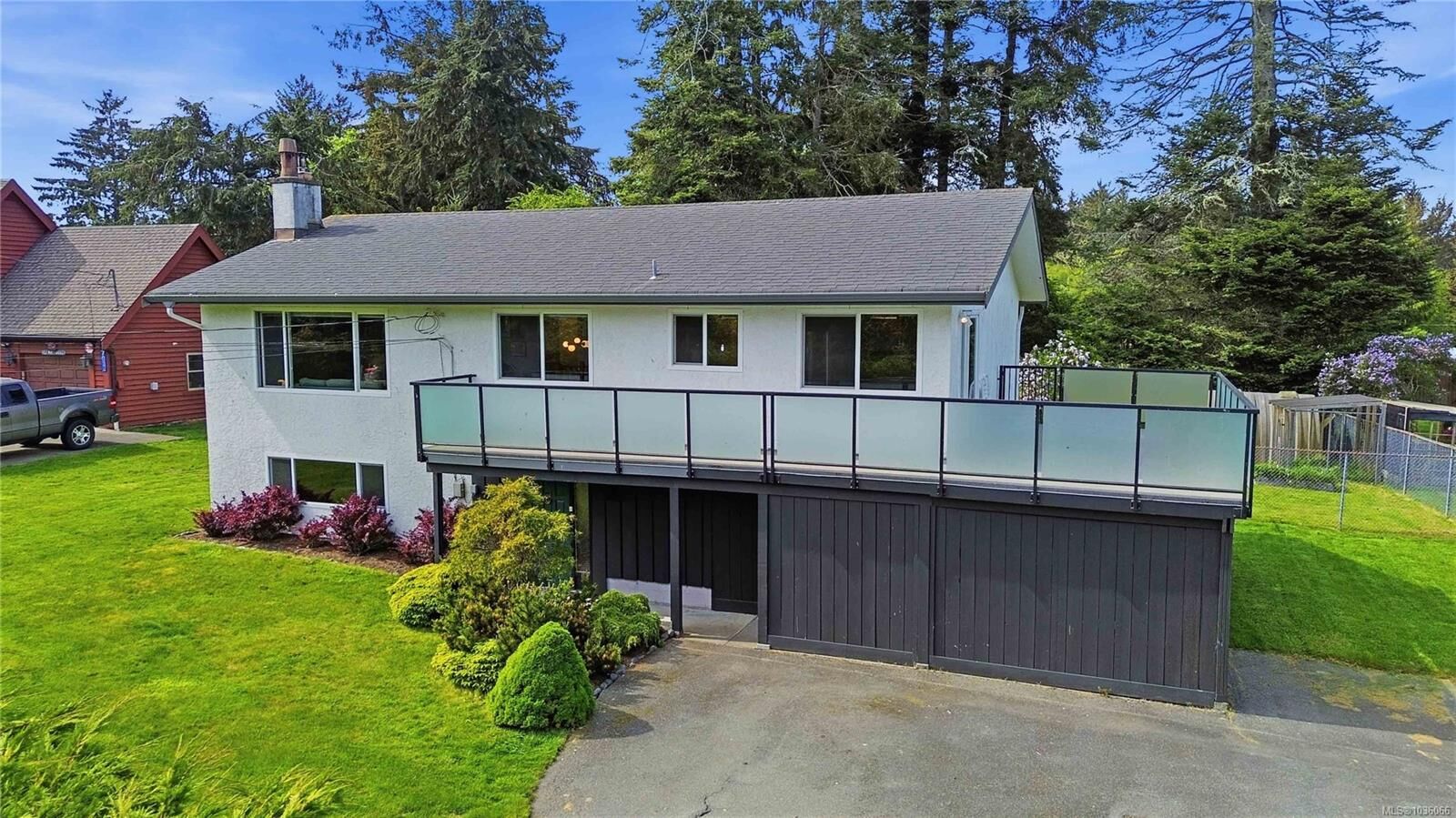 Property Photo:  7030 Deerlepe Rd  BC V9Z 0T5 