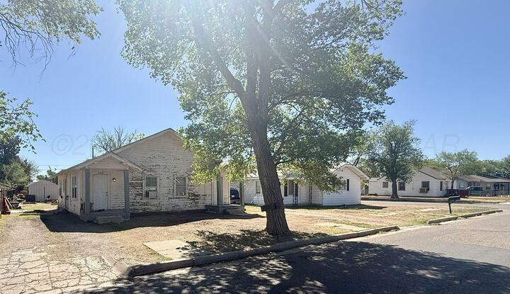Property Photo:  823 S Kentucky Street  TX 79106 