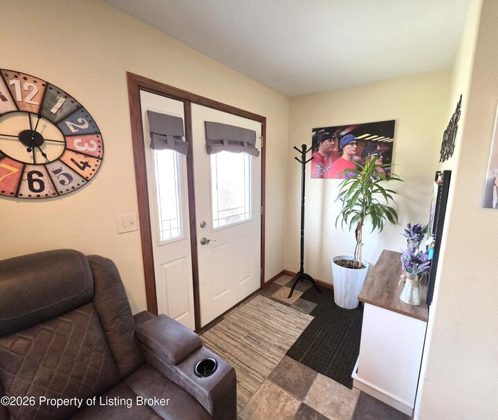 Property Photo:  536 Elks Drive  ND 58601 