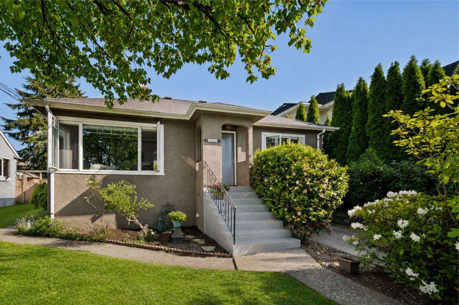 Property Photo:  306 Ninth Avenue  BC V3L 2A1 