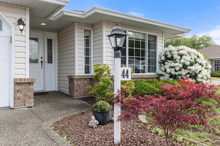 Property Photo:  46485 Airport Road 44  BC V2P 7Y1 