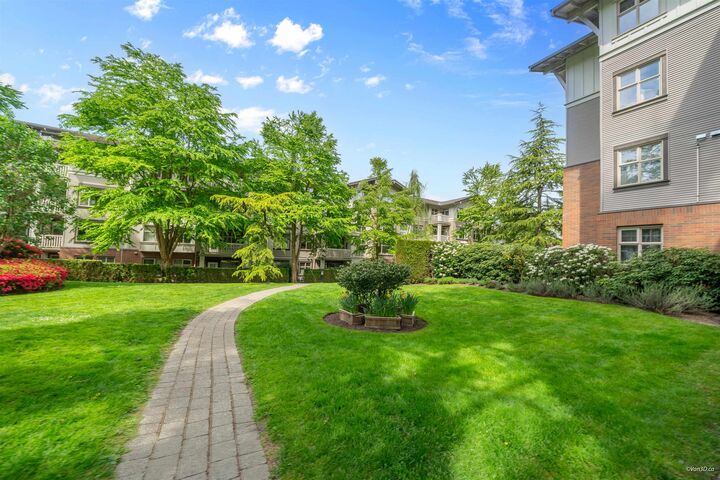 Property Photo: 4883 Maclure Mews 404 BC V6J 5M8