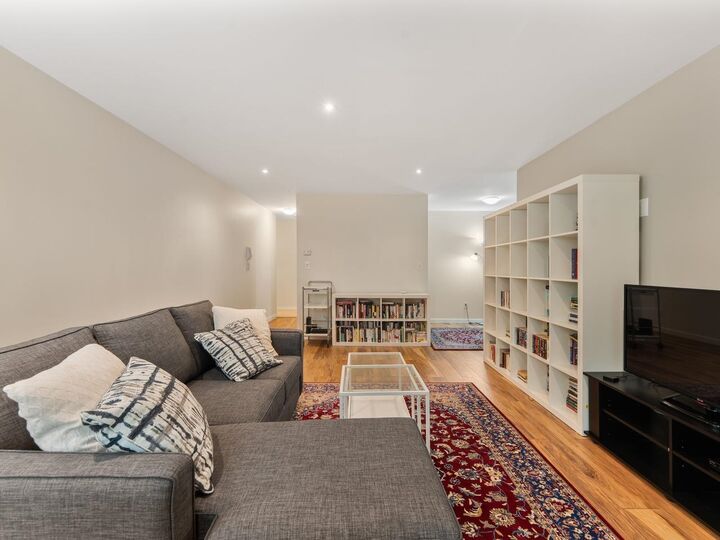 Property Photo:  1611 E 3rd Street 305  BC V5N 1H1 
