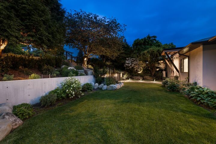 Property Photo:  255 Sandringham Crescent  BC V7N 2R7 