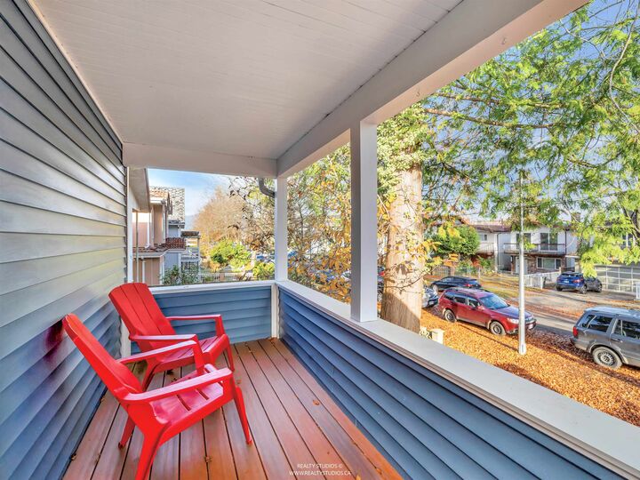Property Photo:  4379 Welwyn Street  BC V5N 3Z3 