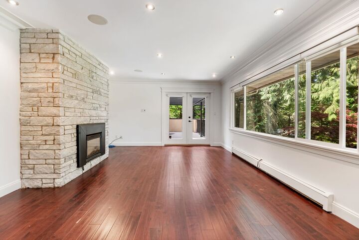 Property Photo: 13788 32 Avenue BC V4P 2B8