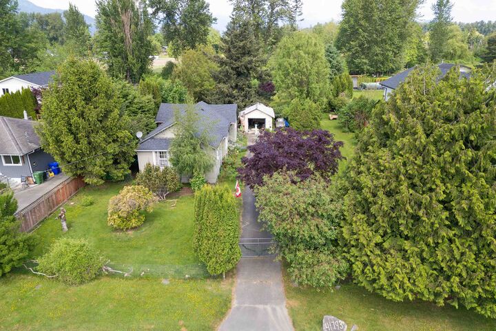 Property Photo:  41793 Yarrow Central Road  BC V2R 5G3 