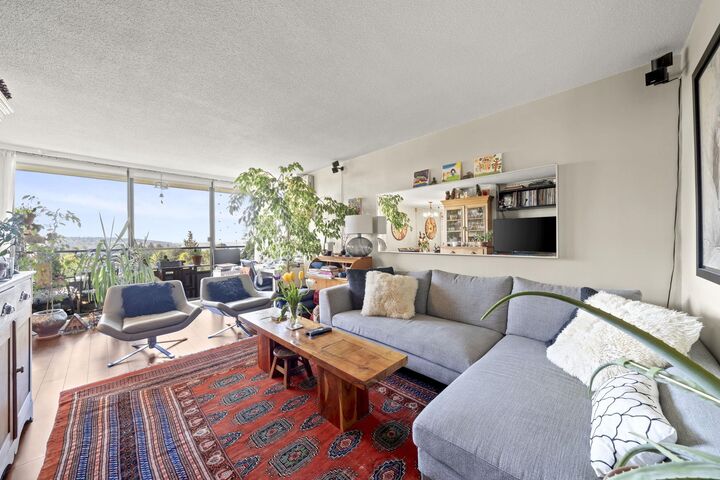 Property Photo:  2370 W 2nd Avenue 901  BC V6K 1J1 