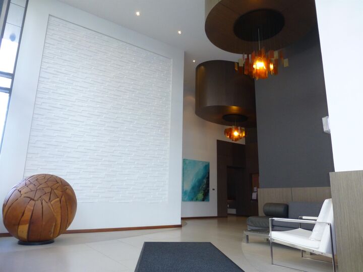 Property Photo:  111 E 13th Street 1106  BC V7L 0C7 