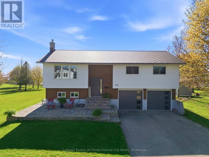 Photo de la propriété:  306 Lakeside Drive  ON N7A 3X7 