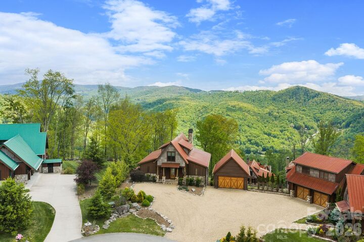 Property Photo:  92 White Eagle Trail  NC 28604 