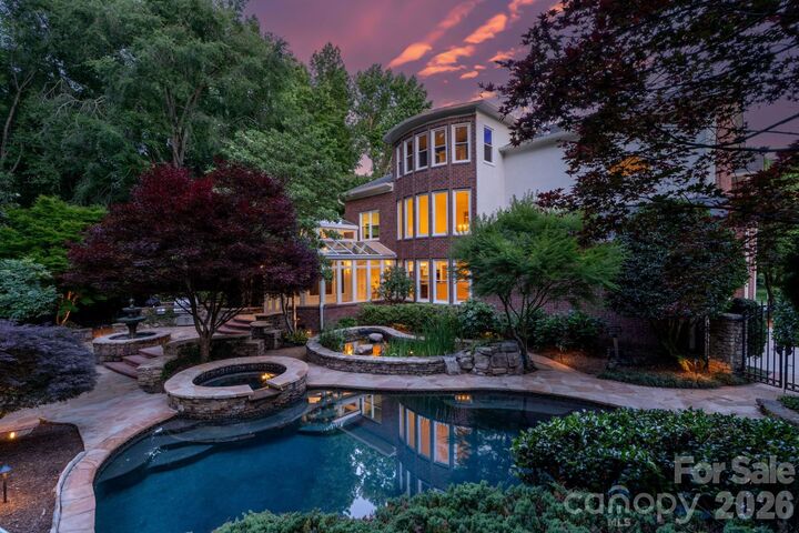 Property Photo:  7810 Stonehaven Drive  NC 28173 