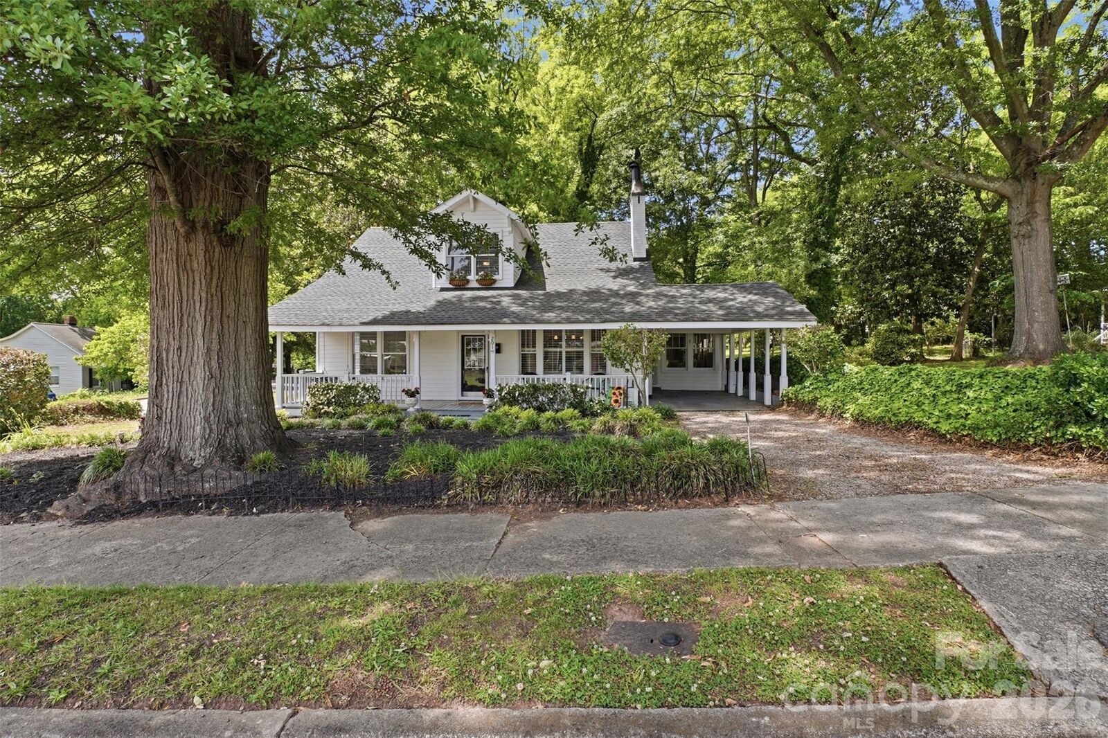 Property Photo:  201 Smith Street  SC 29710 