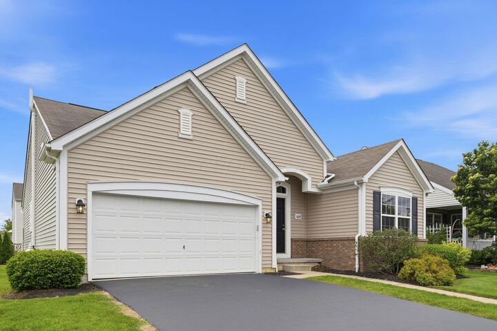 Property Photo: 6043 Jamesport Drive OH 43081