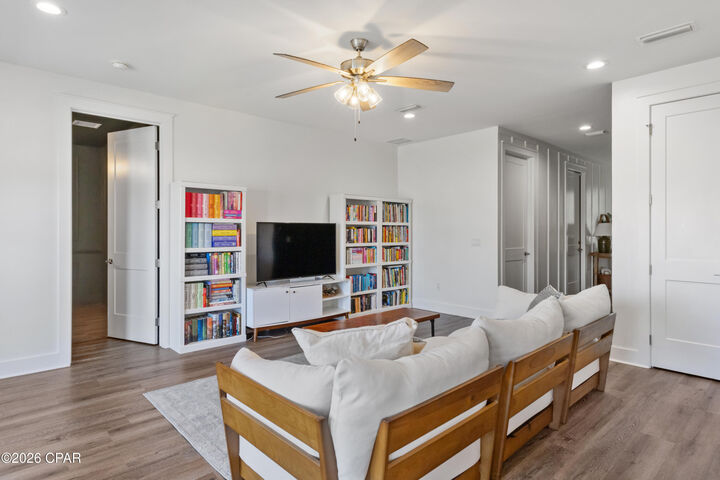 Property Photo: 1322 W 30th Street FL 32405