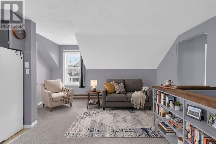 Property Photo:  246 Mary Street  ON L3V 3E6 