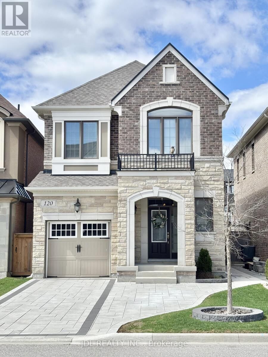 Property Photo:  120 Lacrosse Trail  ON L4H 4V8 